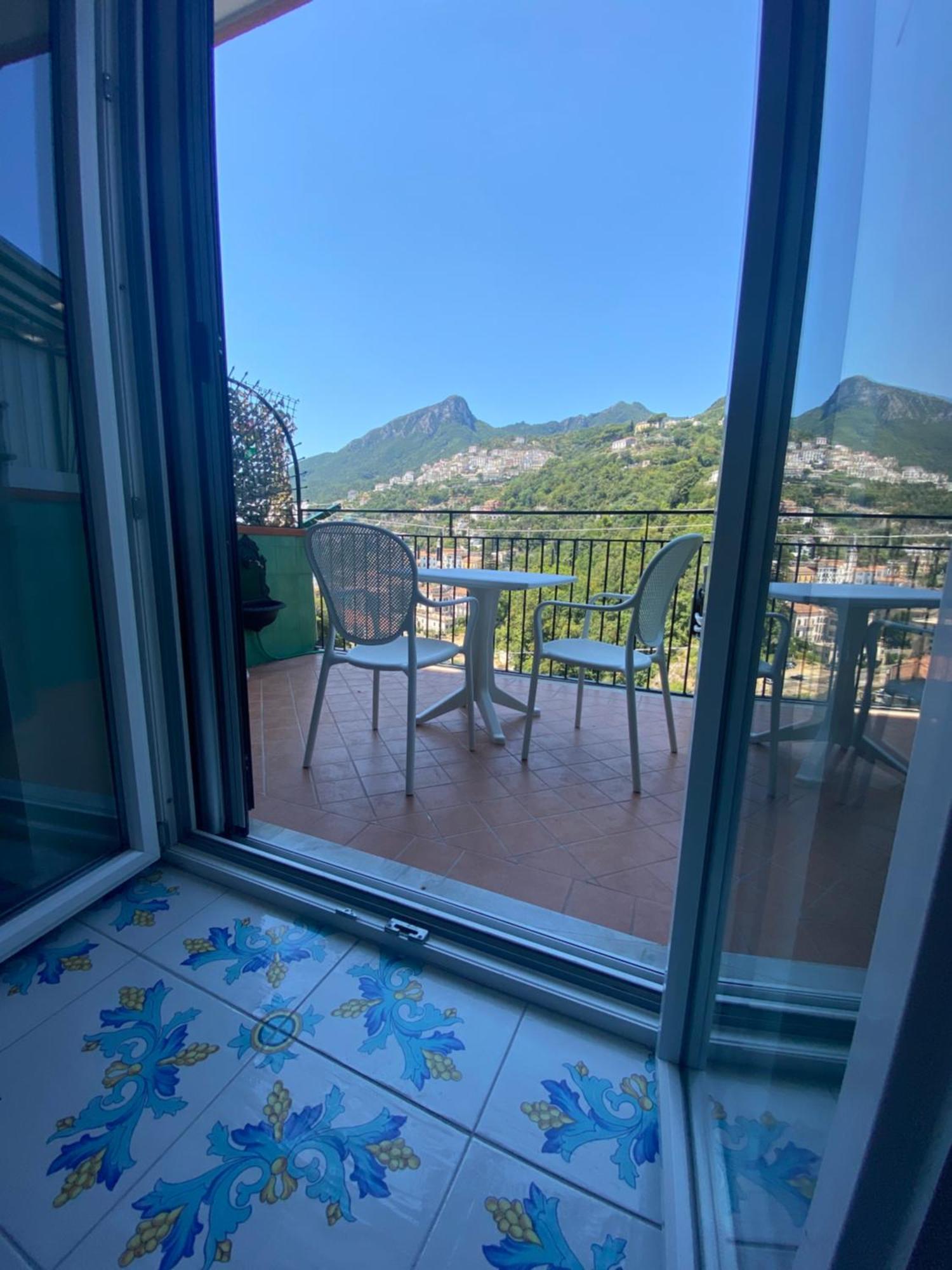 Panoramic Flat Amalfi Coast - Sea View 1 Apartment Vietri sul Mare Exterior photo