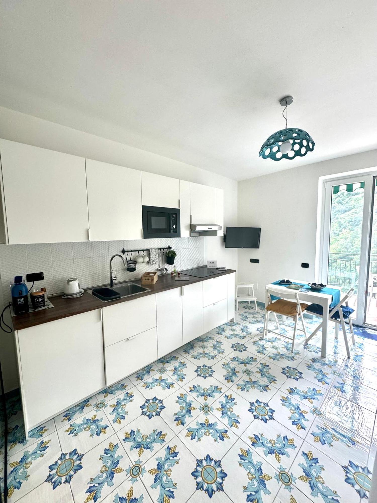Panoramic Flat Amalfi Coast - Sea View 1 Apartment Vietri sul Mare Exterior photo